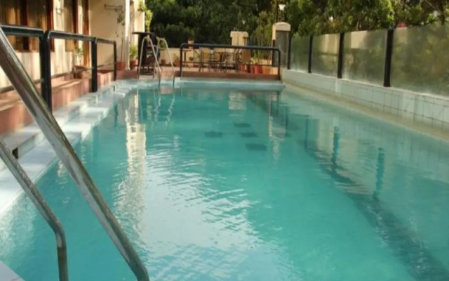 Hotel Brookside