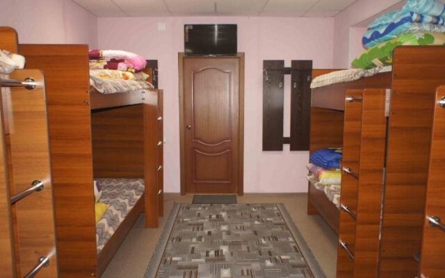 Guris Hotel - Hostel
