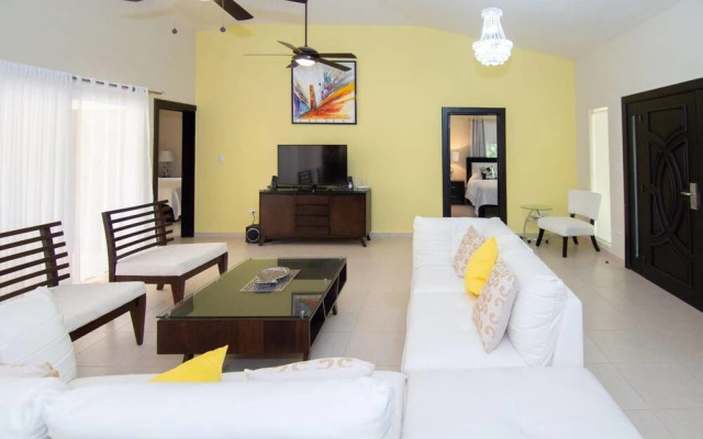 Private and Spacious 5 Bedroom Villa