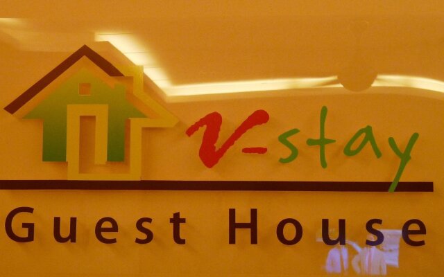 OYO 89881 V Stay Guesthouse