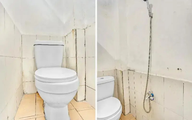 OYO Life 90523 Homestay Jenggolo