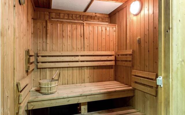 Luxury Stay With Sauna, Gym, and Pool in Leicester