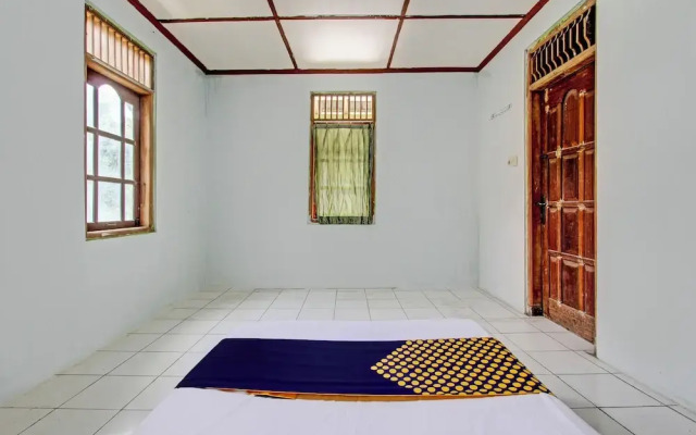 SPOT ON 93592 Pondok Backpackers Ardafa JogjaNearBlue Lagoon Jogja
