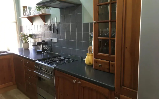Chic City Centre Georgian Maisonette
