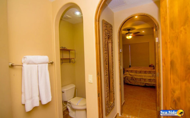 Bella Sirena 2BR BA 505 by Casago