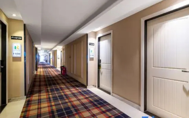 Ruyi Hotel (Dongguan Mayong Town)