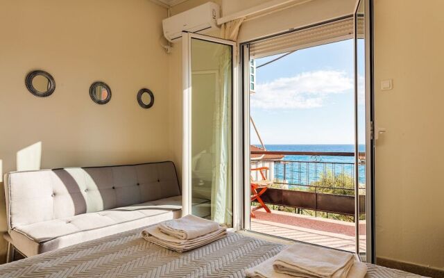 Sunset Serenity - Kardamili Seaside Getaway
