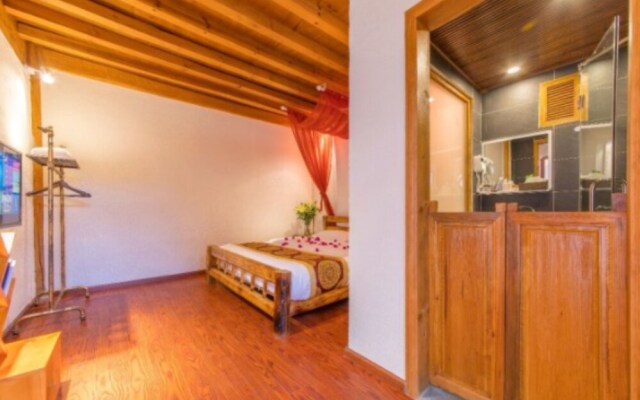 Yilanfenghua Hostel