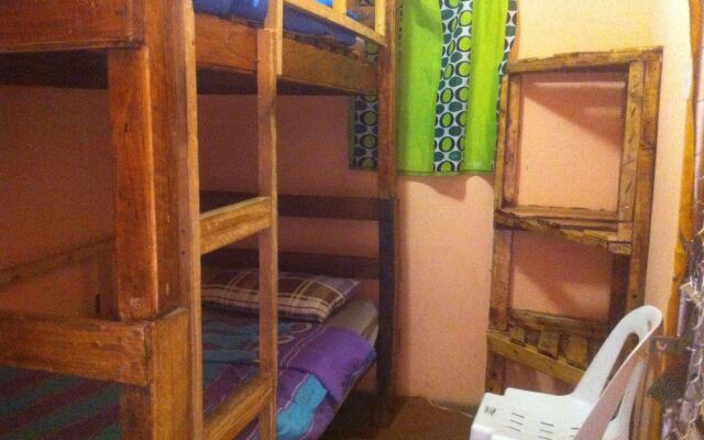 Bananyana Backpackers