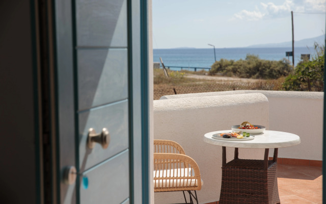 Liana Beach Hotel & Spa