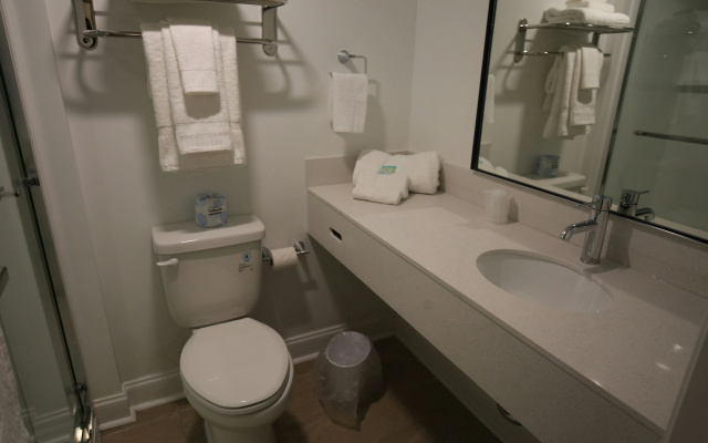 Harborline Hotel