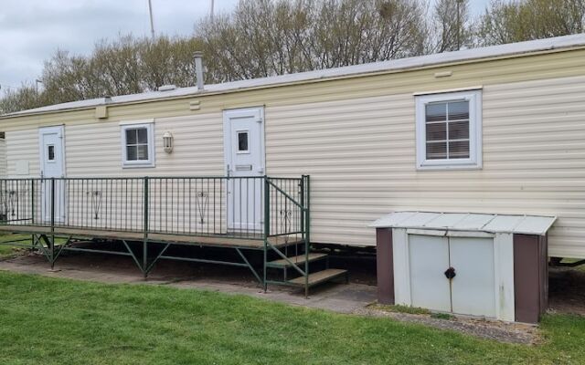 8 Berth Caravan Direct Beach Access