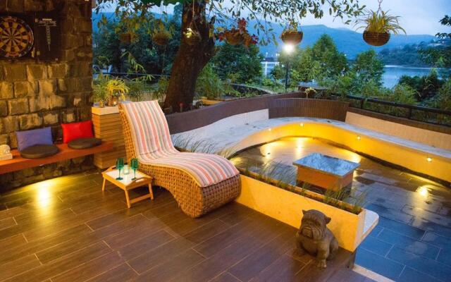 Lavasa Luxury Deck Apartment