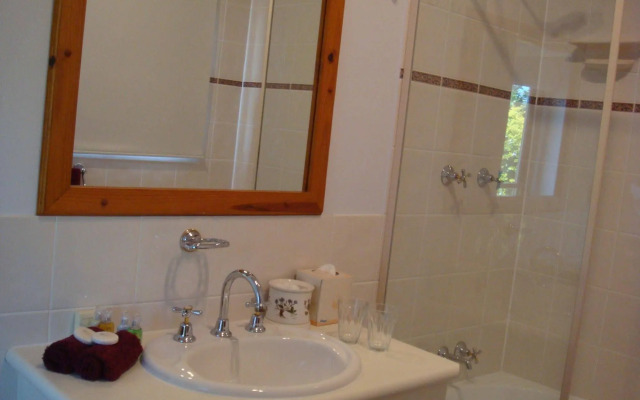 Camelot Boutique Accommodations
