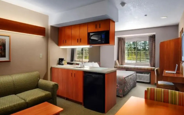 Microtel Inn & Suites By Wyndham Parry Sound
