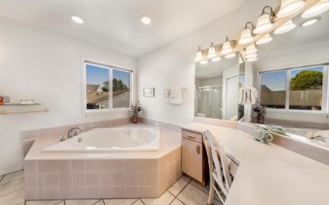 Victorian By The Sea