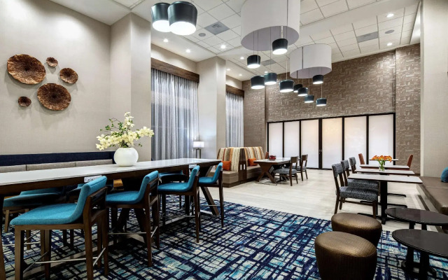 Hampton Inn & Suites Indio