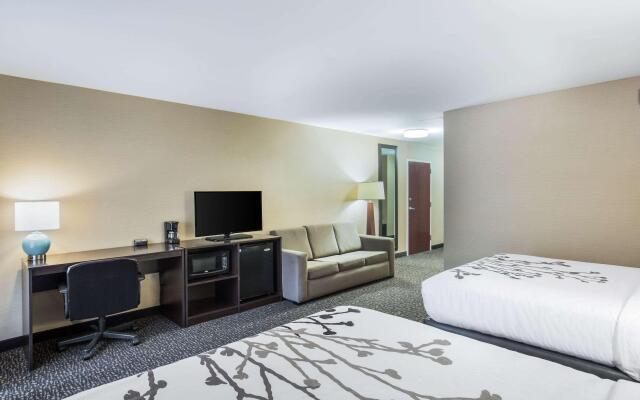 Sleep Inn & Suites Dunmore