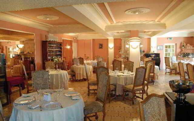 Aux Maisons (Relais du Silence)