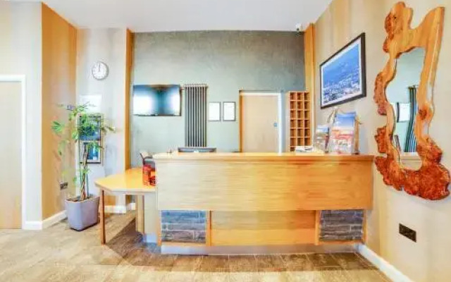 Standing Stones Lodge