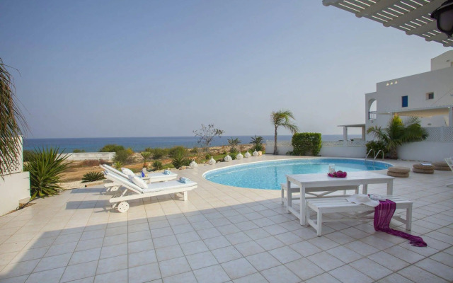 Mimosa Seafront Villa