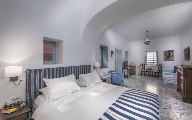 Aigialos Luxury Traditional Houses