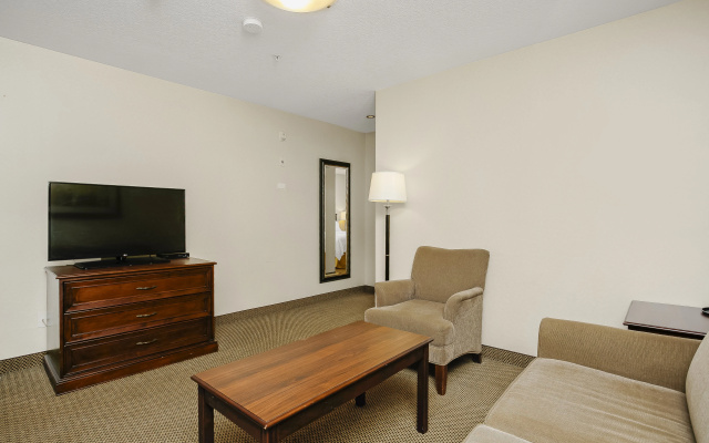 Holiday Inn Express Hotel & Suites WHITECOURT by IHG