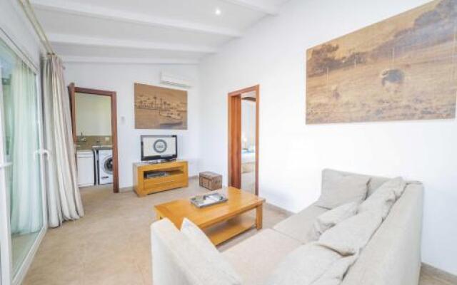 Villa Ambient / Sa Finqueta