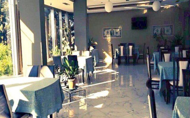 Hotel Prince