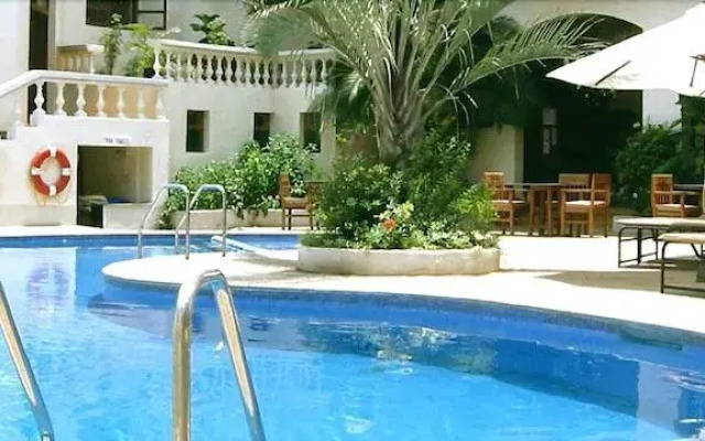 Royal Monterio