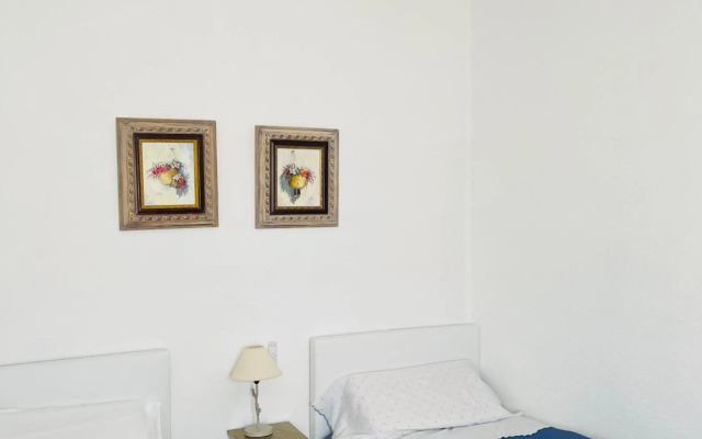 Piso junto universidad y Hospital Clínico