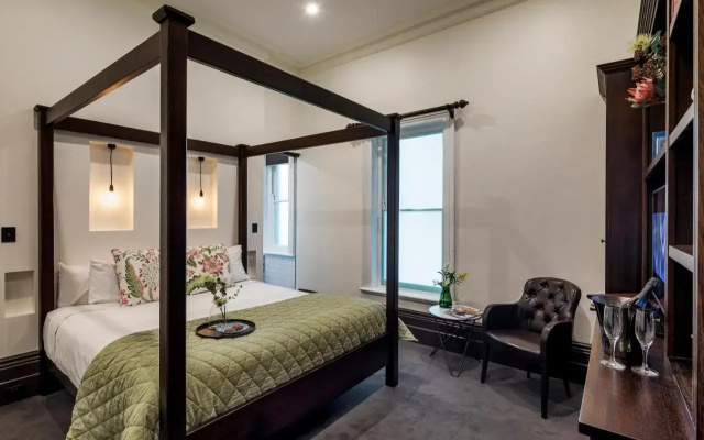 Mount Lofty House & Estate Adelaide Hills - Adults Retreat