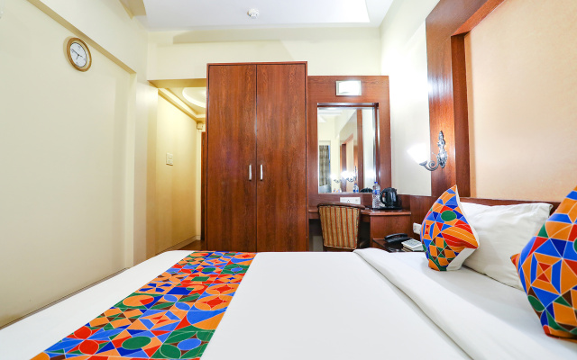 Fabhotel Shubhangan
