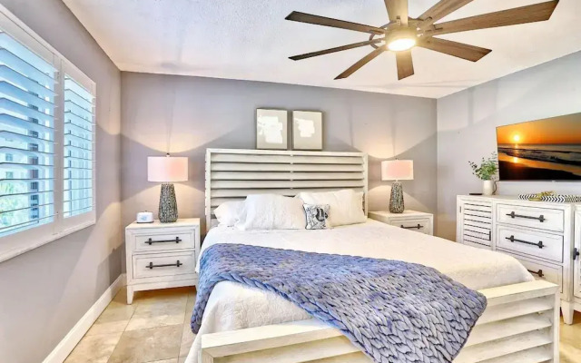 Land's End 4-206 Bay Front - Premier