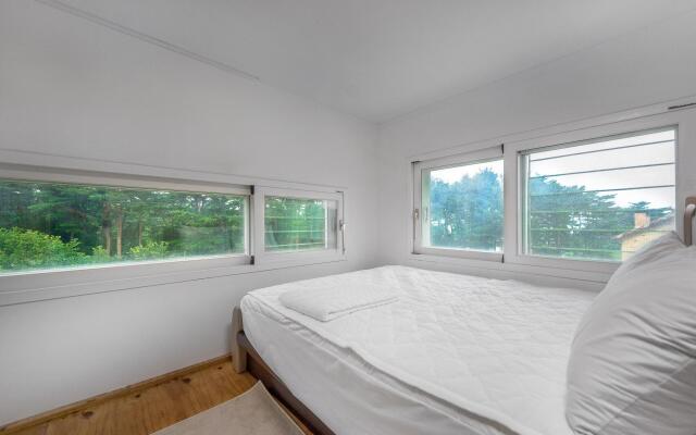 Yangyang Slowstay Pension