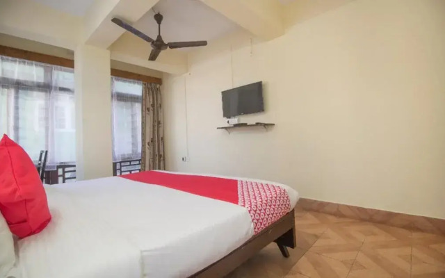 Gompus By OYO Rooms