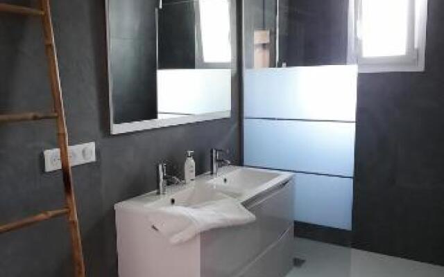 PARABISU TTIKIA "Petit Paradis"