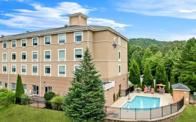 Comfort Inn Sylva - Cullowhee