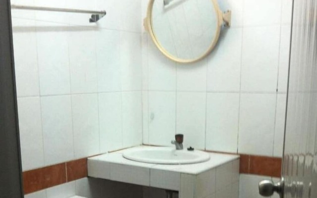 White Orchid Inn I