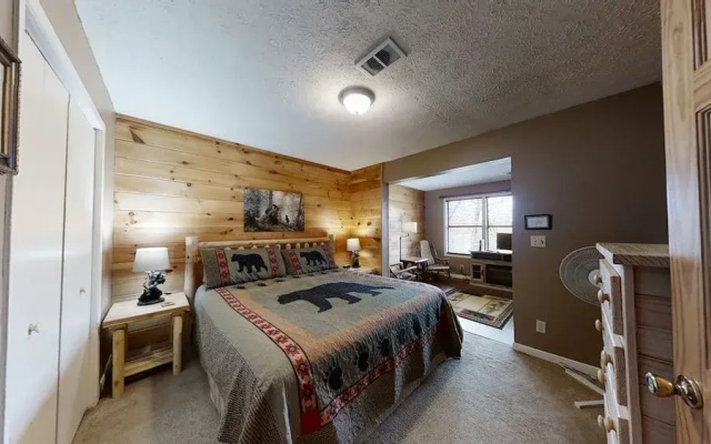 Heaven's Door 2 Bedroom Cabin by RedAwning