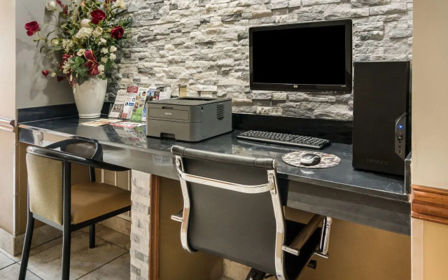 Quality Inn & Suites - Granbury