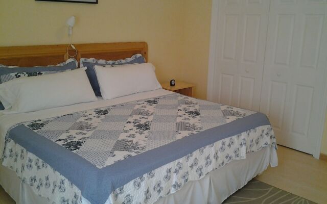 Sir Charles Guest House