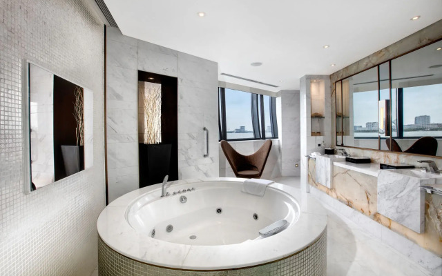 InterContinental Shanghai Harbour City by IHG