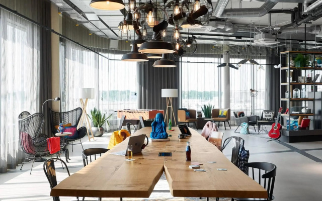 Moxy Cologne Bonn Airport