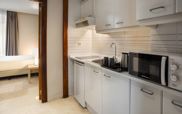 Apartamentos Sercotel Togumar