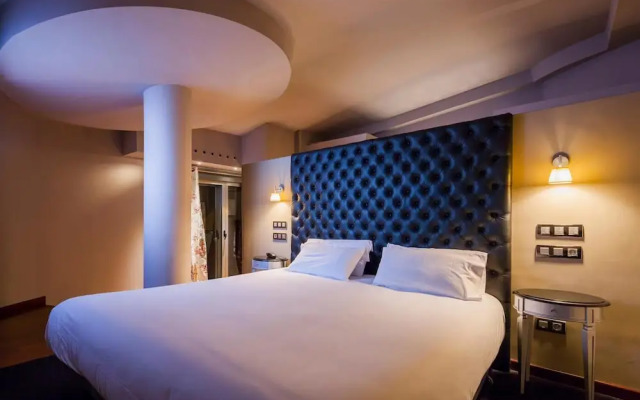 M Hotel