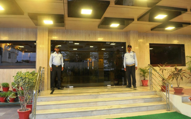 Hotel Taj Darbar