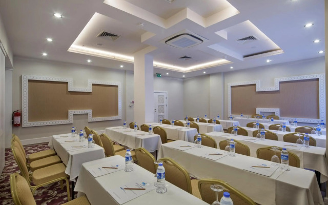 Crystal Tat Beach Golf Resort & Spa - All Inclusive
