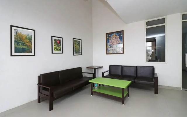 Hotel Nano by OYO Rooms