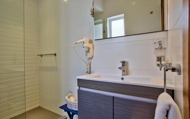 Bright and central 2 bedroom apartment in Sliema